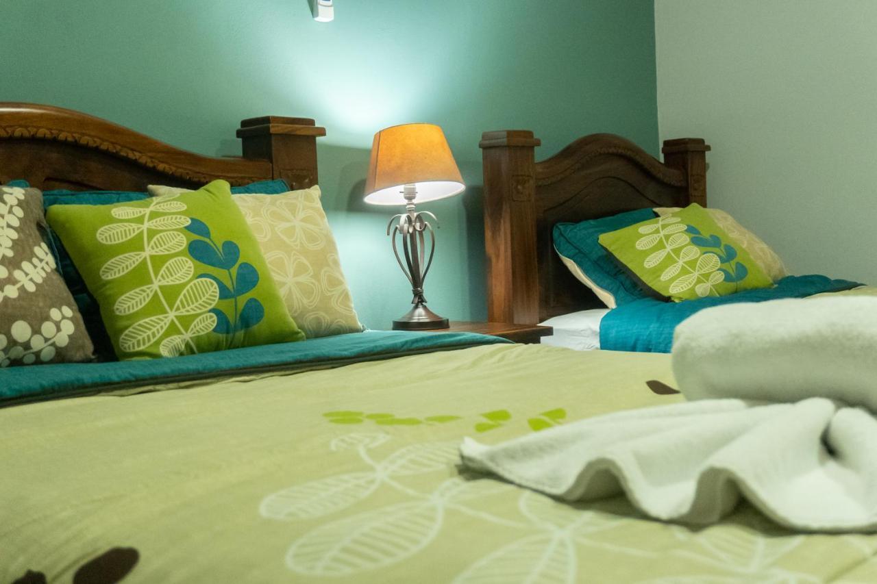 Hotel Margarita And Tour Operator Drake Bay ภายนอก รูปภาพ