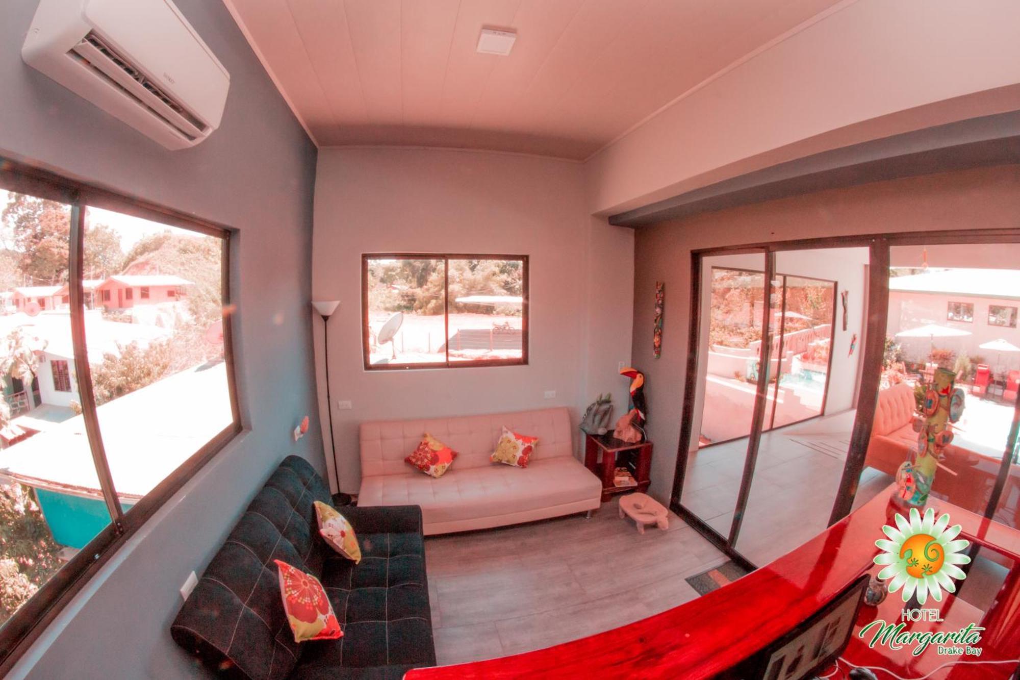 Hotel Margarita And Tour Operator Drake Bay ภายนอก รูปภาพ